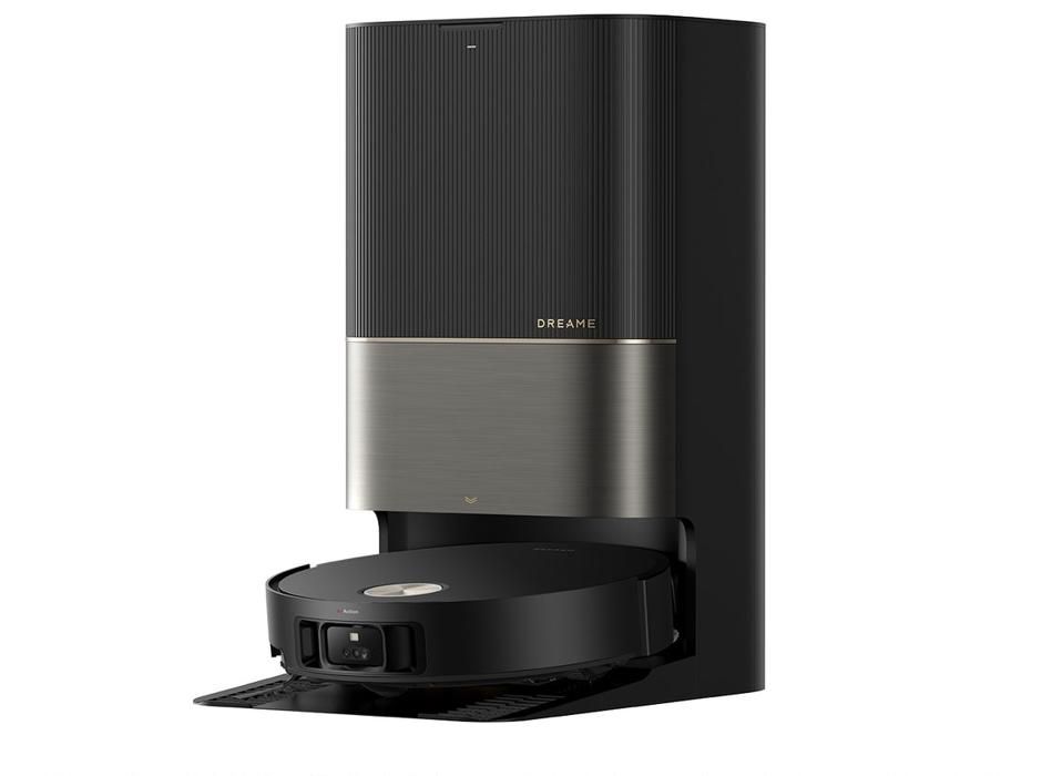 Dreame X50 Ultra with large dock